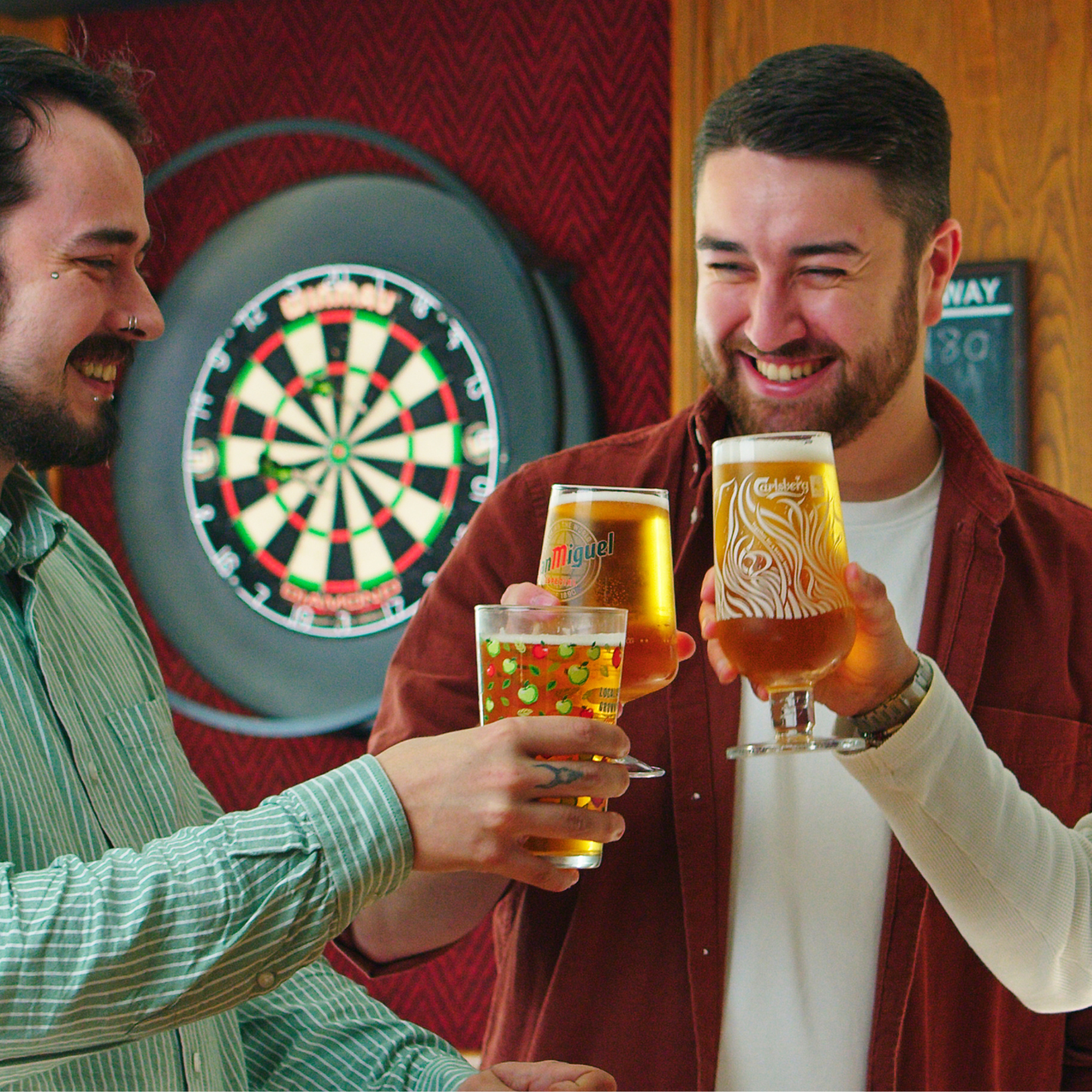 Raise a glass This Father's Day at The Clifton Hotel in Roath!